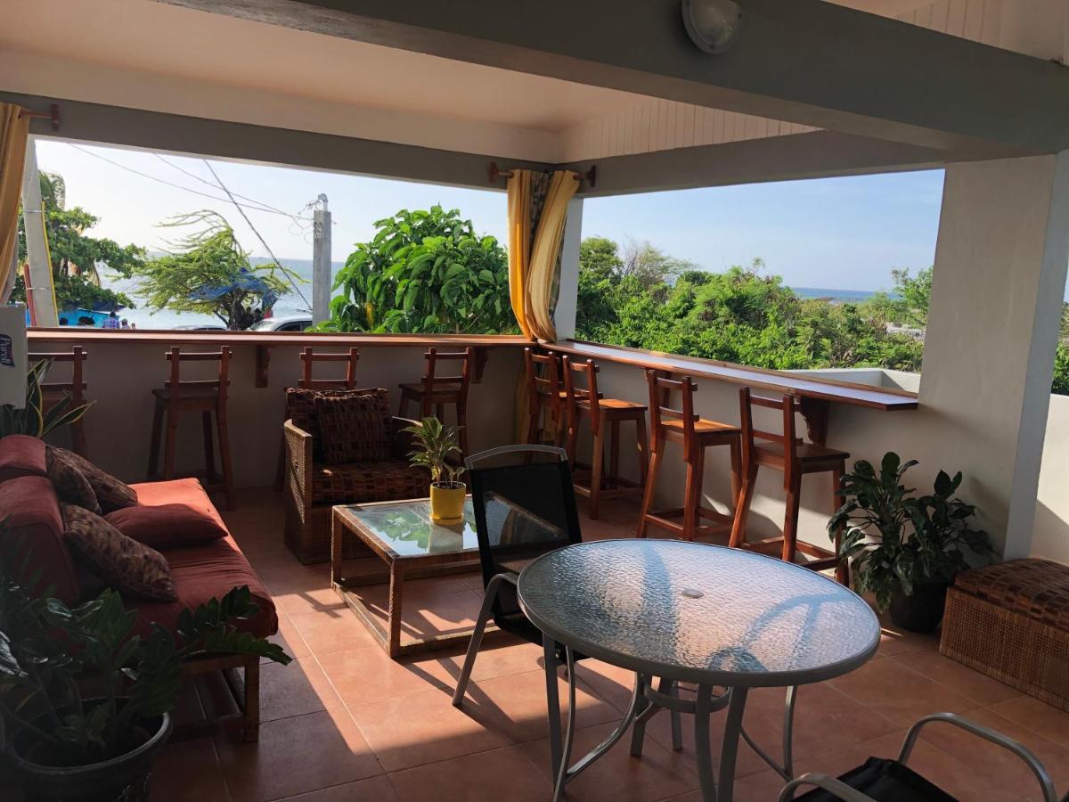 Airport Beach Hotel Montego Bay Luaran gambar